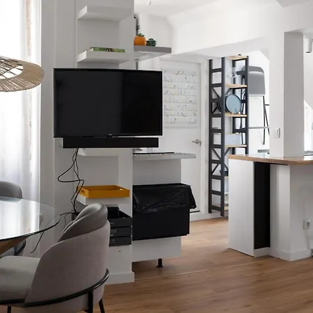Historical Gem In Bairro Alto Apartament *
