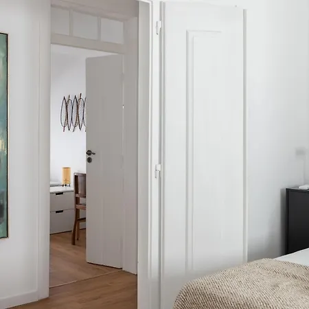 Historical Gem In Bairro Alto Appartement Lisboa
