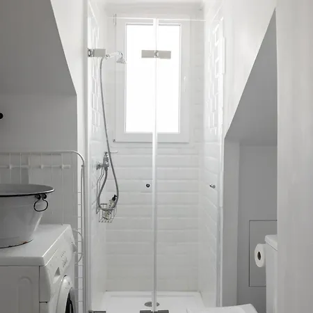 Historical Gem In Bairro Alto Appartement Lisboa