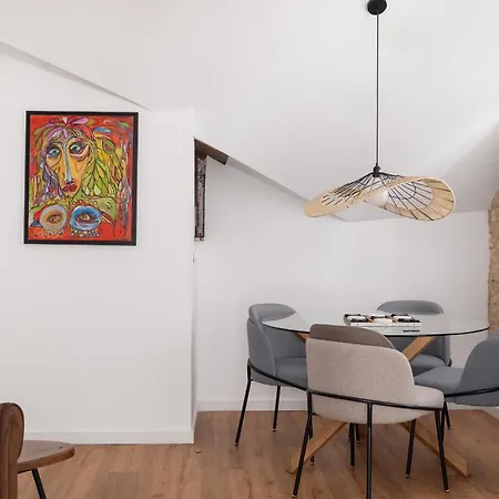 Historical Gem In Bairro Alto Appartement Lisboa